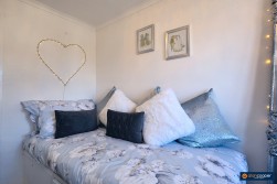 Liskeard Close, Horeston Grange, Nuneaton, CV11 6FJ