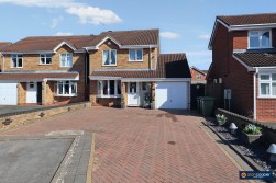 Liskeard Close, Horeston Grange, Nuneaton, CV11 6FJ