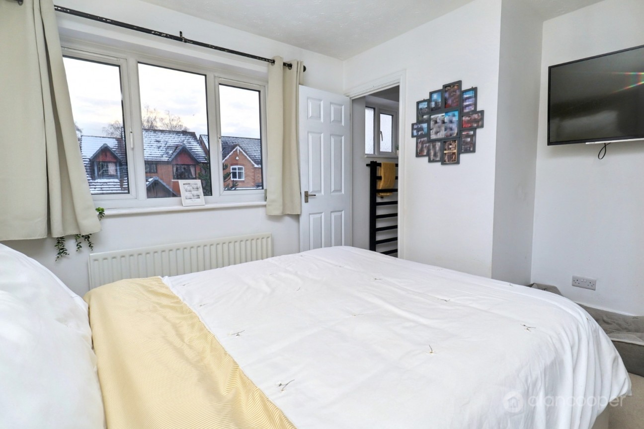 Juniper Close, Bedworth, CV12 0NY