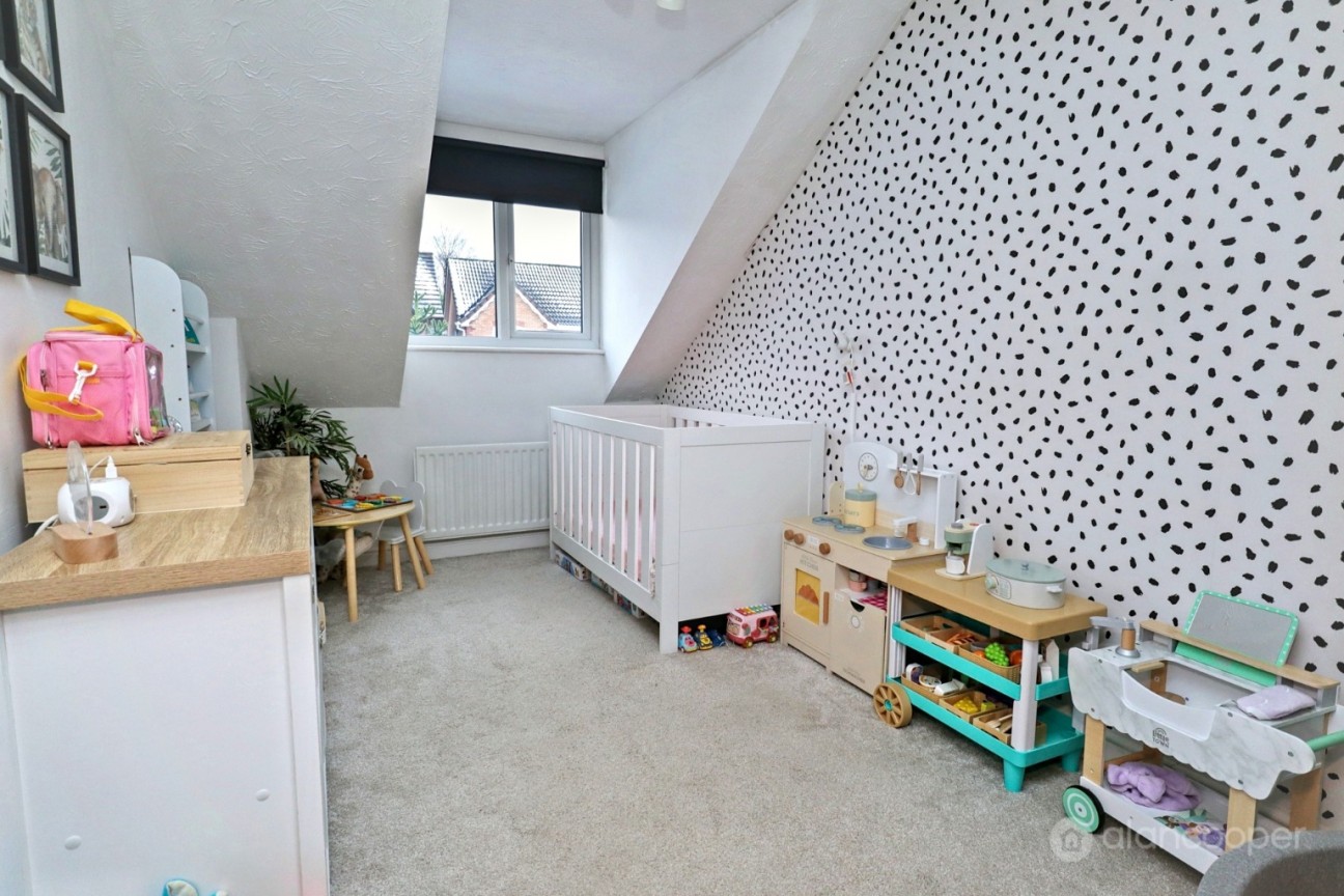 Juniper Close, Bedworth, CV12 0NY