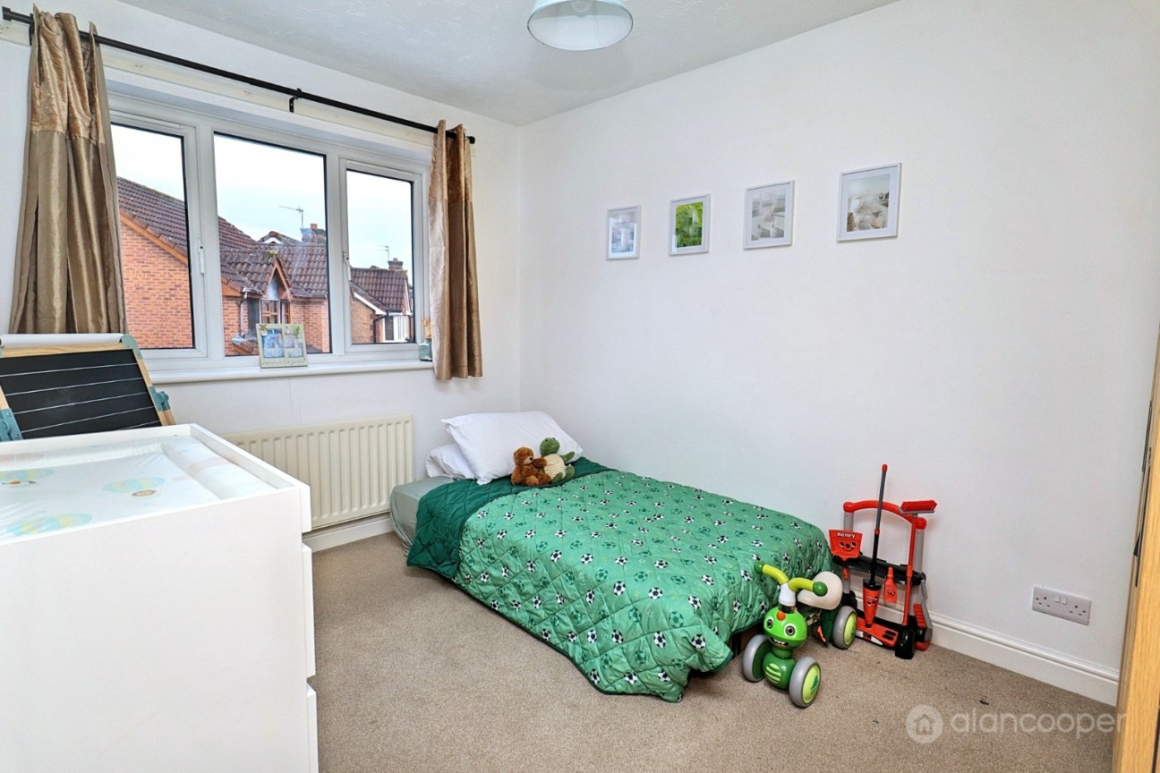 Juniper Close, Bedworth, CV12 0NY