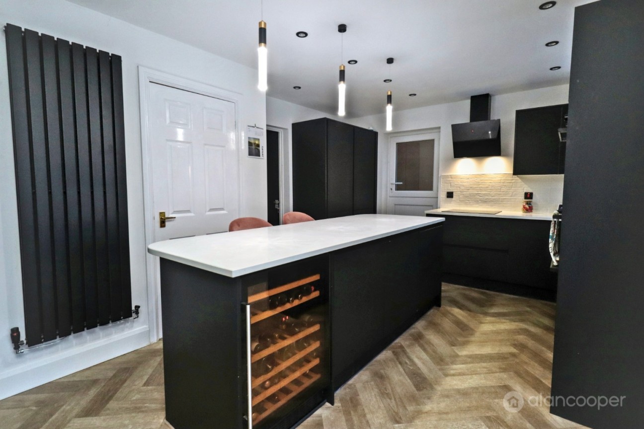 Juniper Close, Bedworth, CV12 0NY