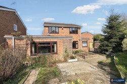Willow Close, Bedworth, CV12 8BE