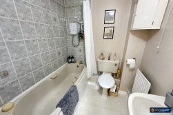 Hawthorn Way, Hartshill, Nuneaton, CV10 0XQ