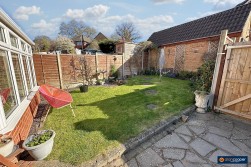 Hawthorn Way, Hartshill, Nuneaton, CV10 0XQ