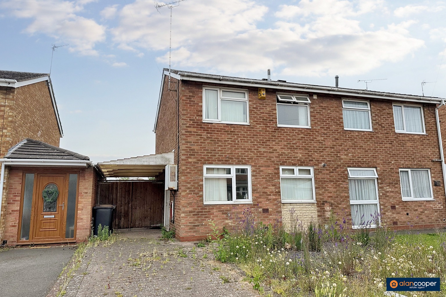 Woburn Drive, Stockingford, Nuneaton, CV10 7HZ