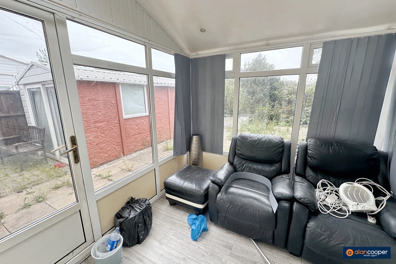 Woburn Drive, Stockingford, Nuneaton, CV10 7HZ
