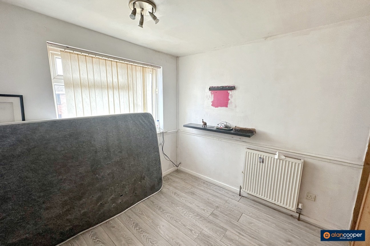 Woburn Drive, Stockingford, Nuneaton, CV10 7HZ