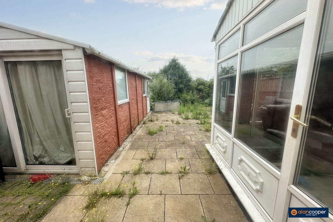Woburn Drive, Stockingford, Nuneaton, CV10 7HZ