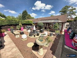 The Hollows, Lutterworth Road, Nuneaton, CV11 6QA
