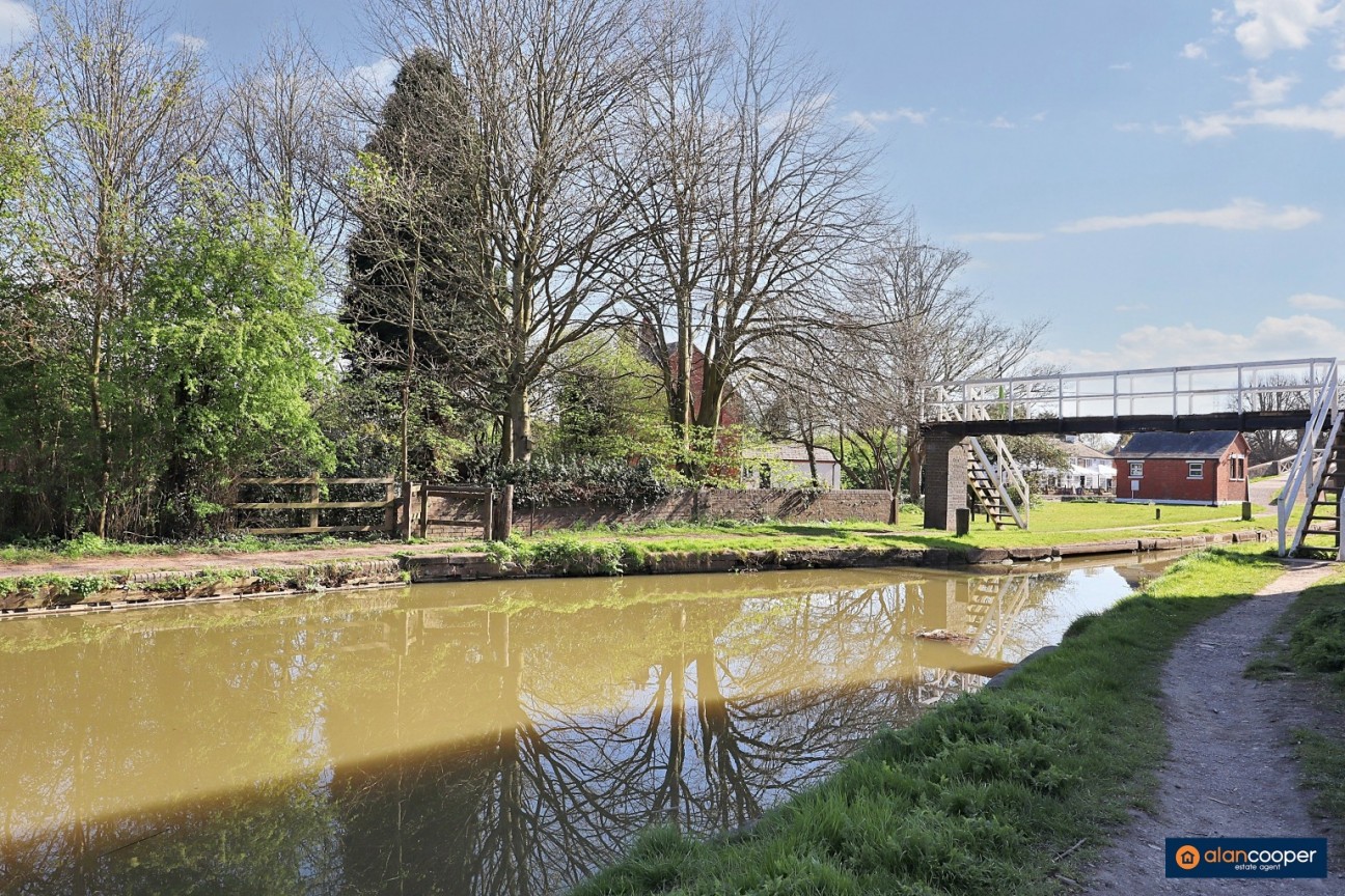 Apartment, Heritage Drive, Longford, Coventry, CV6 6QR