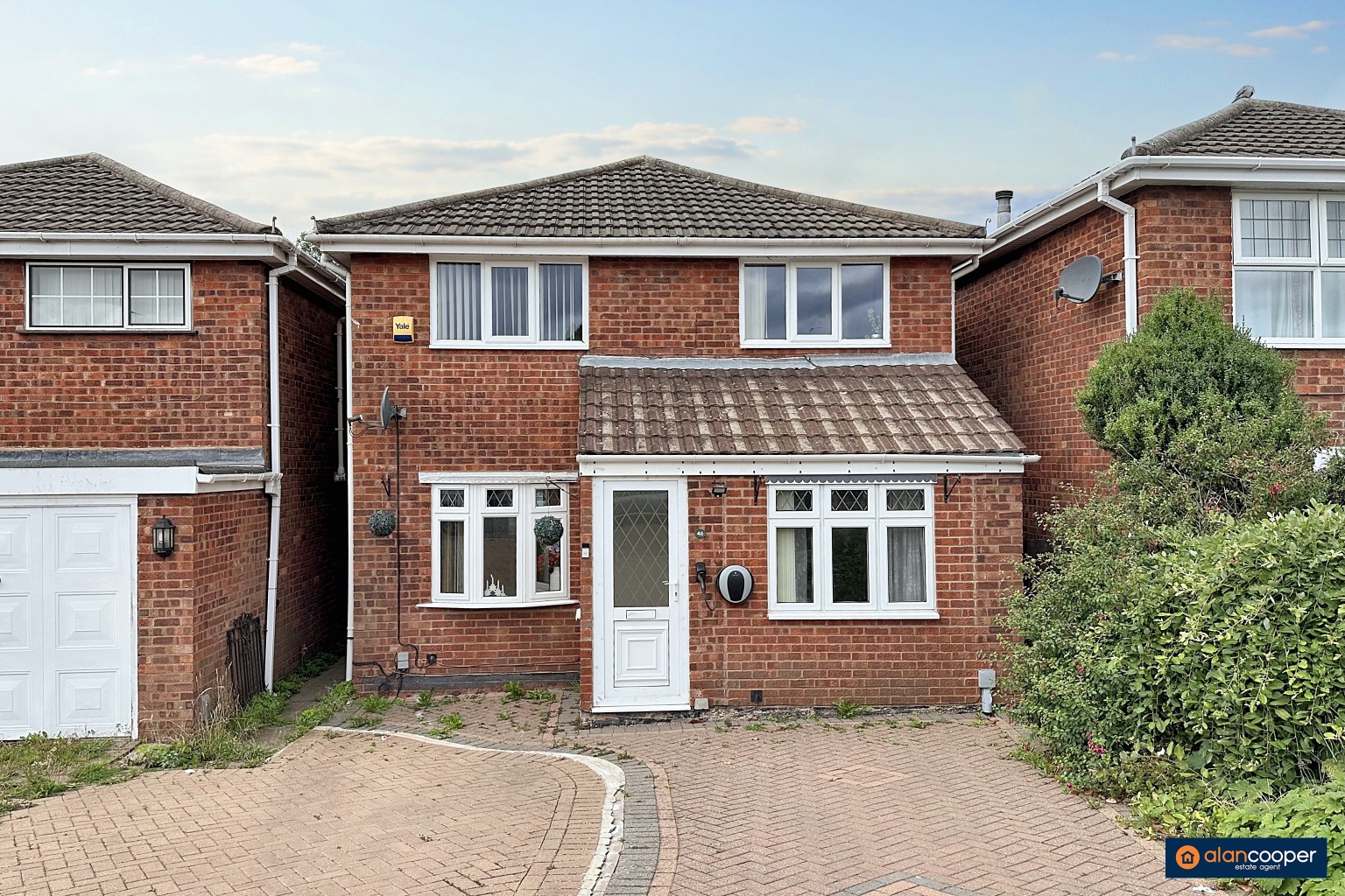 Norfolk Crescent, Lindley Park, Nuneaton, CV10 8BY