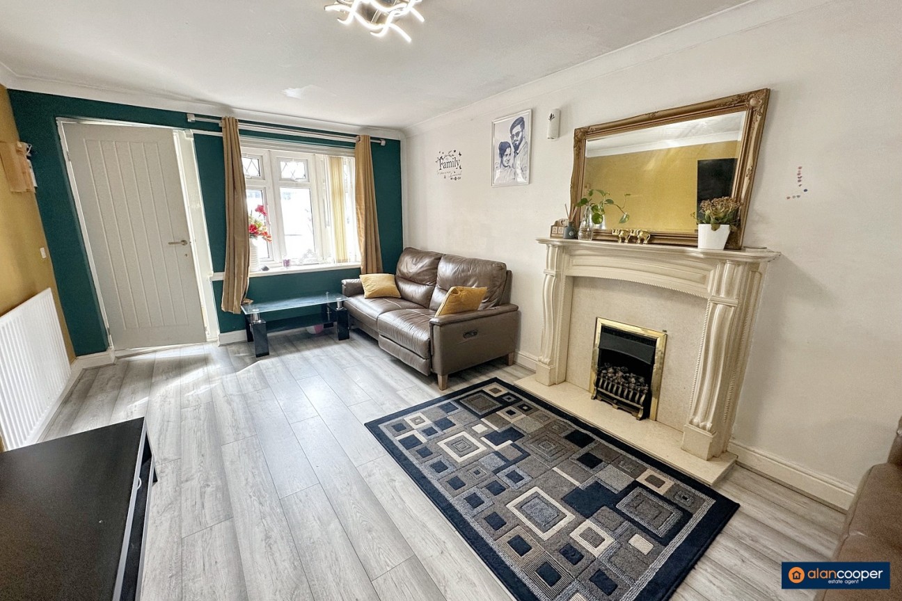 Norfolk Crescent, Lindley Park, Nuneaton, CV10 8BY