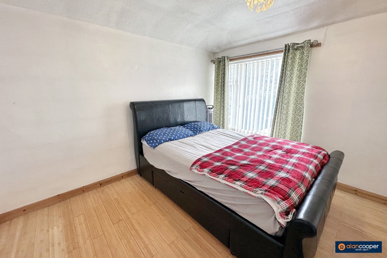Norfolk Crescent, Lindley Park, Nuneaton, CV10 8BY