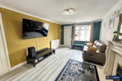 Norfolk Crescent, Lindley Park, Nuneaton, CV10 8BY