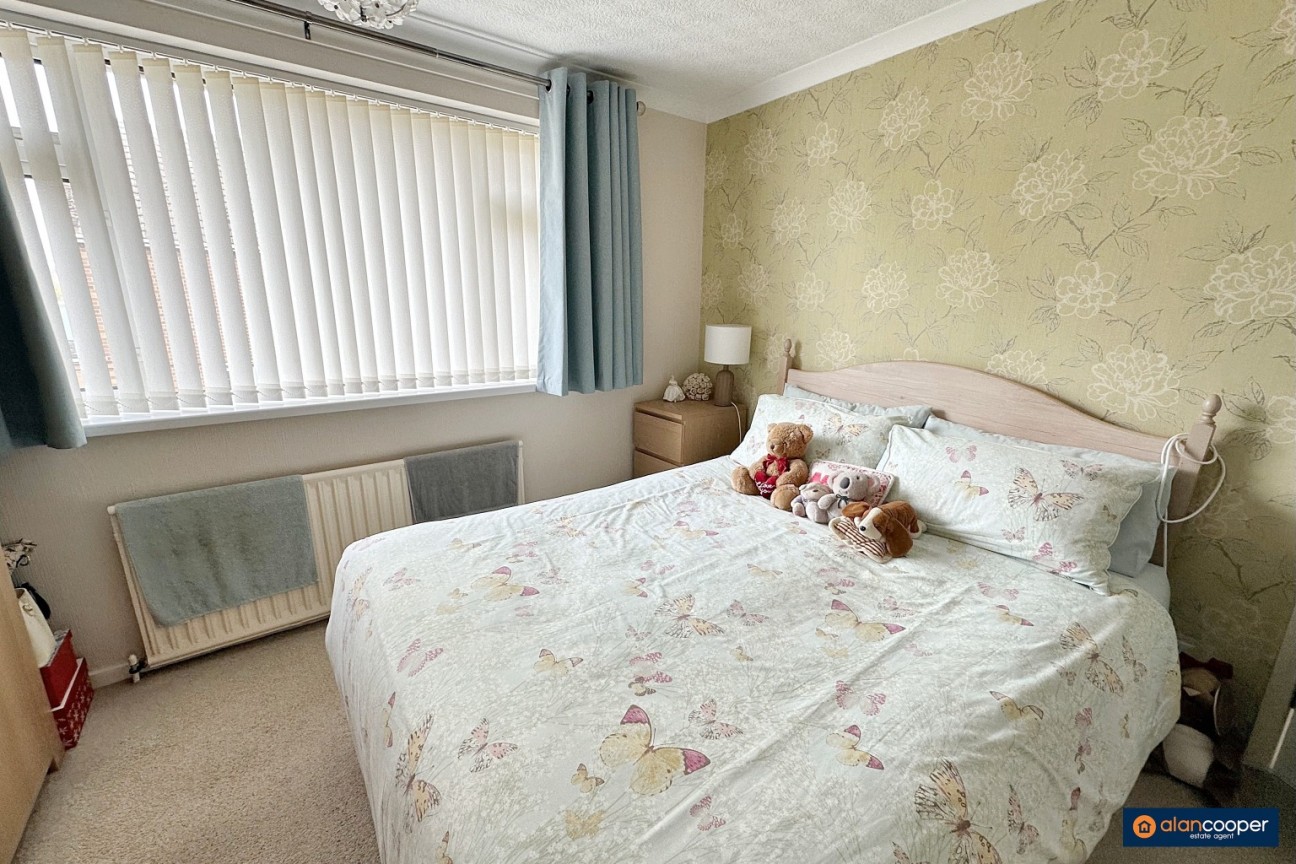 Hoarestone Avenue, Whitestone, Nuneaton, CV11 4TD