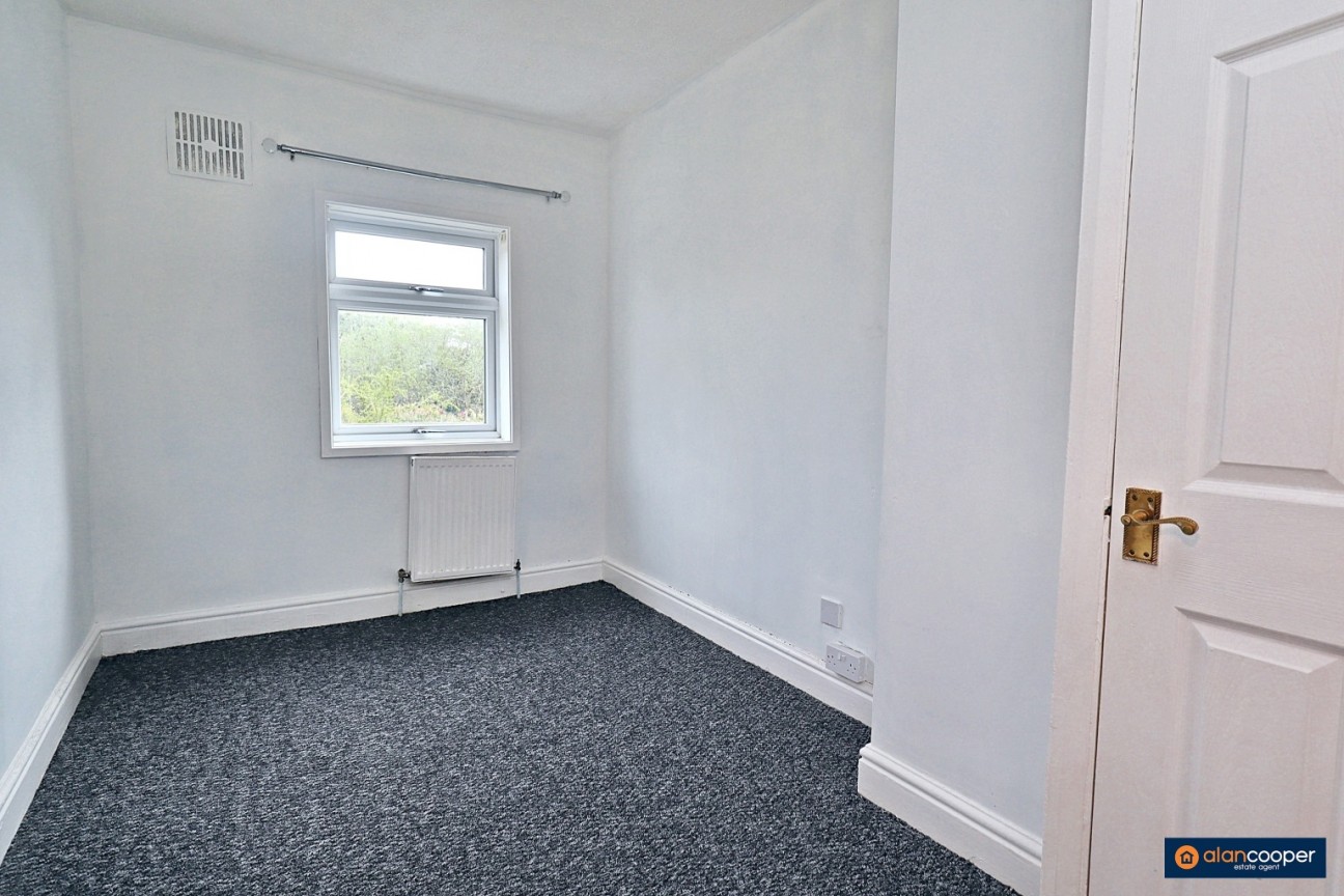 Heath End Road, Stockingford, Nuneaton, CV10 7HE