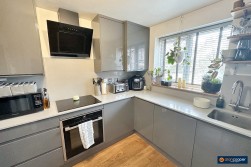 Cygnet Avenue, Penn's Croft, Nuneaton, CV10 7GP