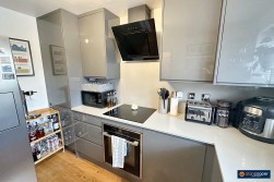Cygnet Avenue, Penn's Croft, Nuneaton, CV10 7GP
