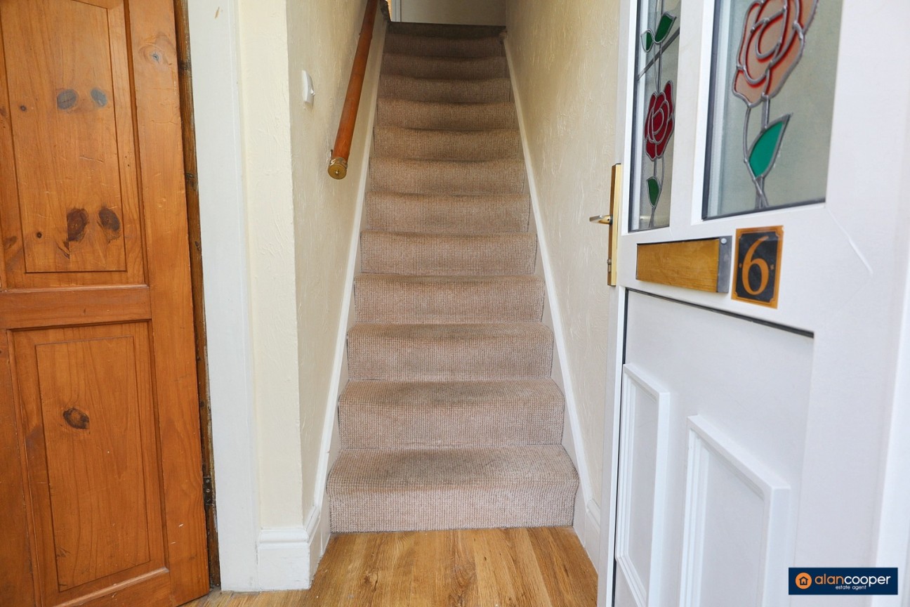 Hall End Place, Attleborough, Nuneaton, CV11 4LP