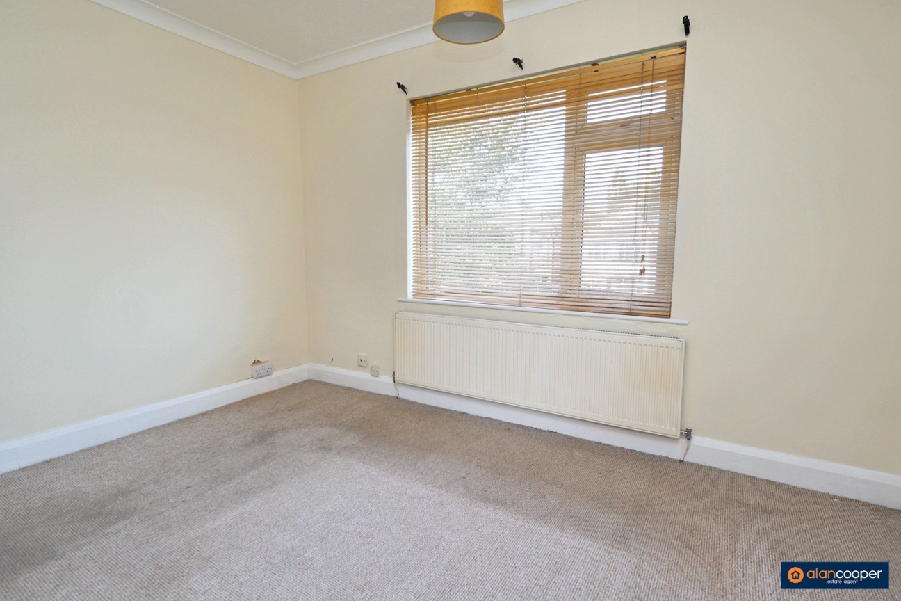 Hall End Place, Attleborough, Nuneaton, CV11 4LP