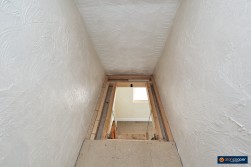 Hall End Place, Attleborough, Nuneaton, CV11 4LP