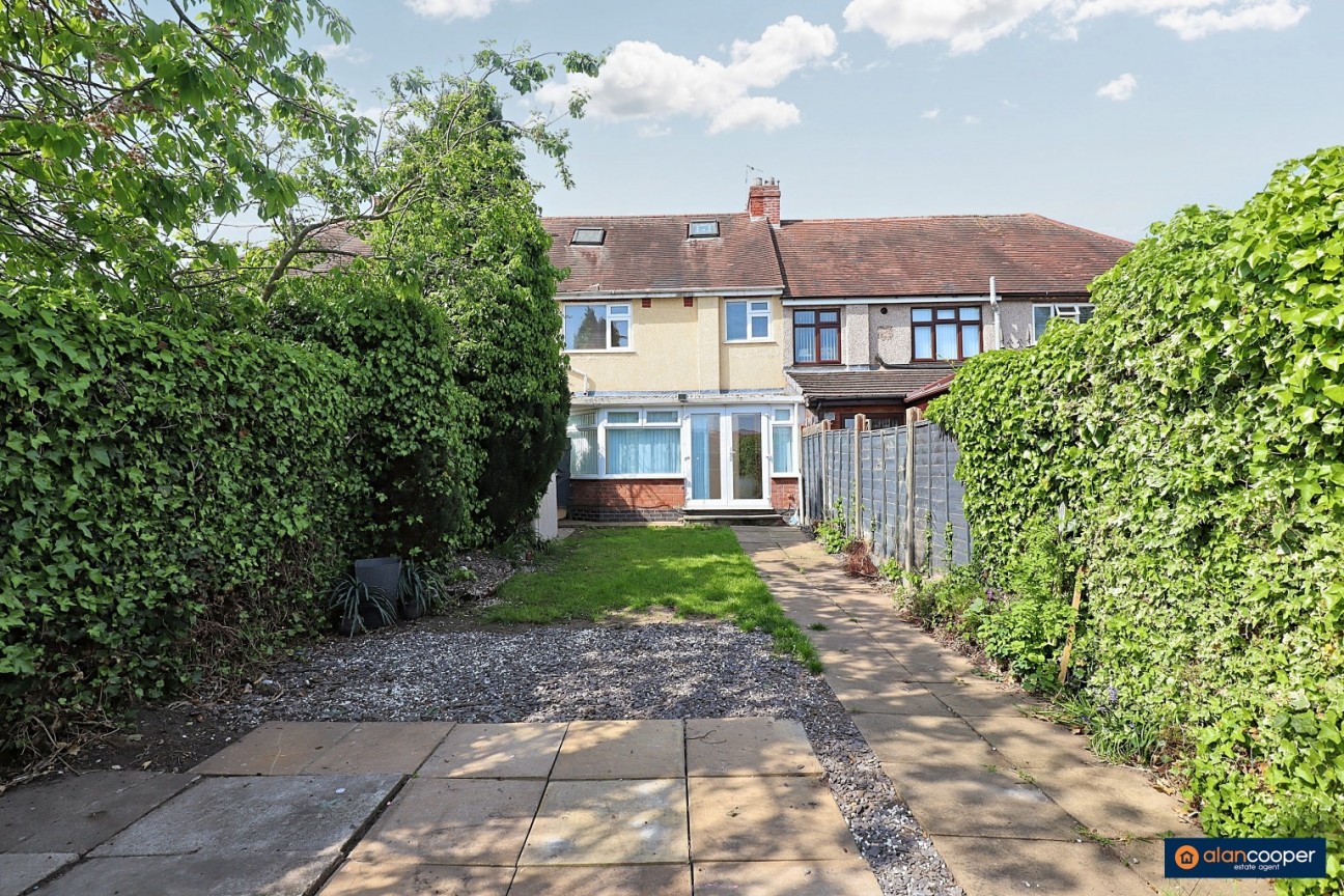Hall End Place, Attleborough, Nuneaton, CV11 4LP