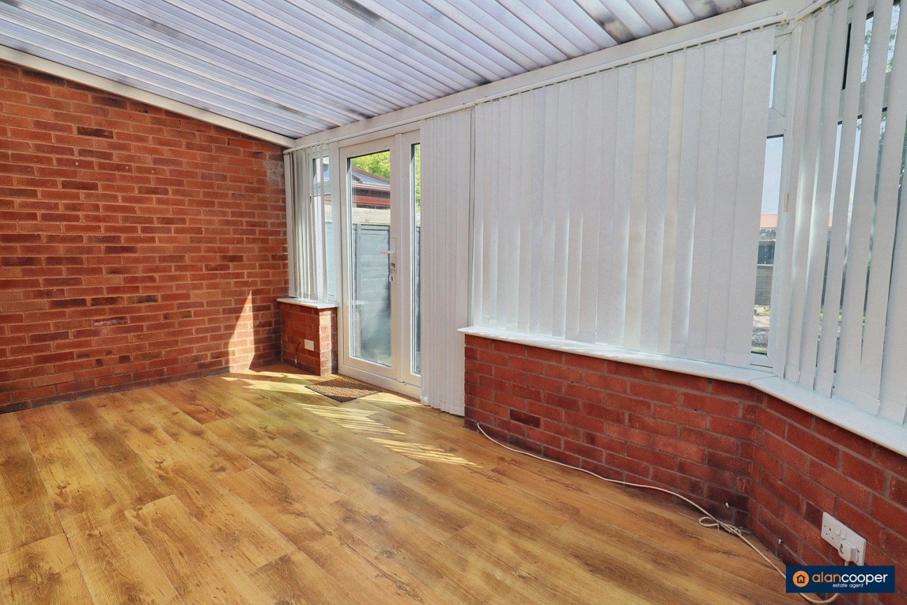 Hall End Place, Attleborough, Nuneaton, CV11 4LP