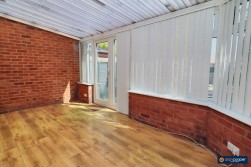 Hall End Place, Attleborough, Nuneaton, CV11 4LP