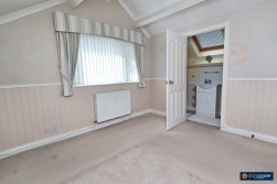 Stonewell Crescent, Whitestone, Nuneaton, CV11 4TA