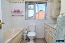 Stonewell Crescent, Whitestone, Nuneaton, CV11 4TA