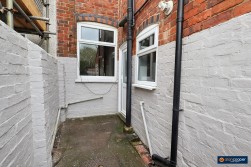 Haunchwood Road, Stockingford, Nuneaton, CV10 8DH