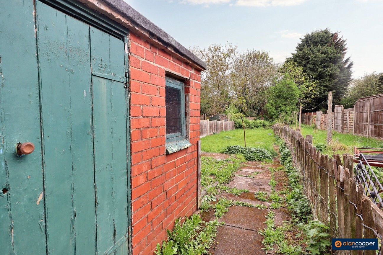 Haunchwood Road, Stockingford, Nuneaton, CV10 8DH