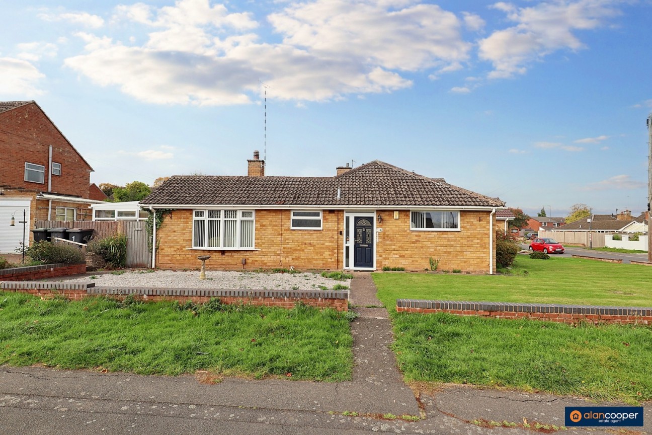 Winchester Avenue, Weddington, Nuneaton, CV10 0DS