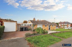 Winchester Avenue, Weddington, Nuneaton, CV10 0DS