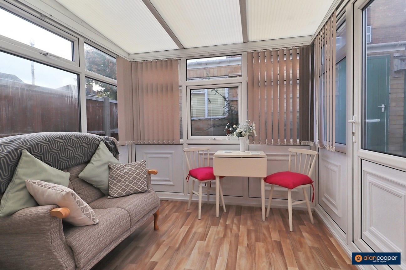 Winchester Avenue, Weddington, Nuneaton, CV10 0DS
