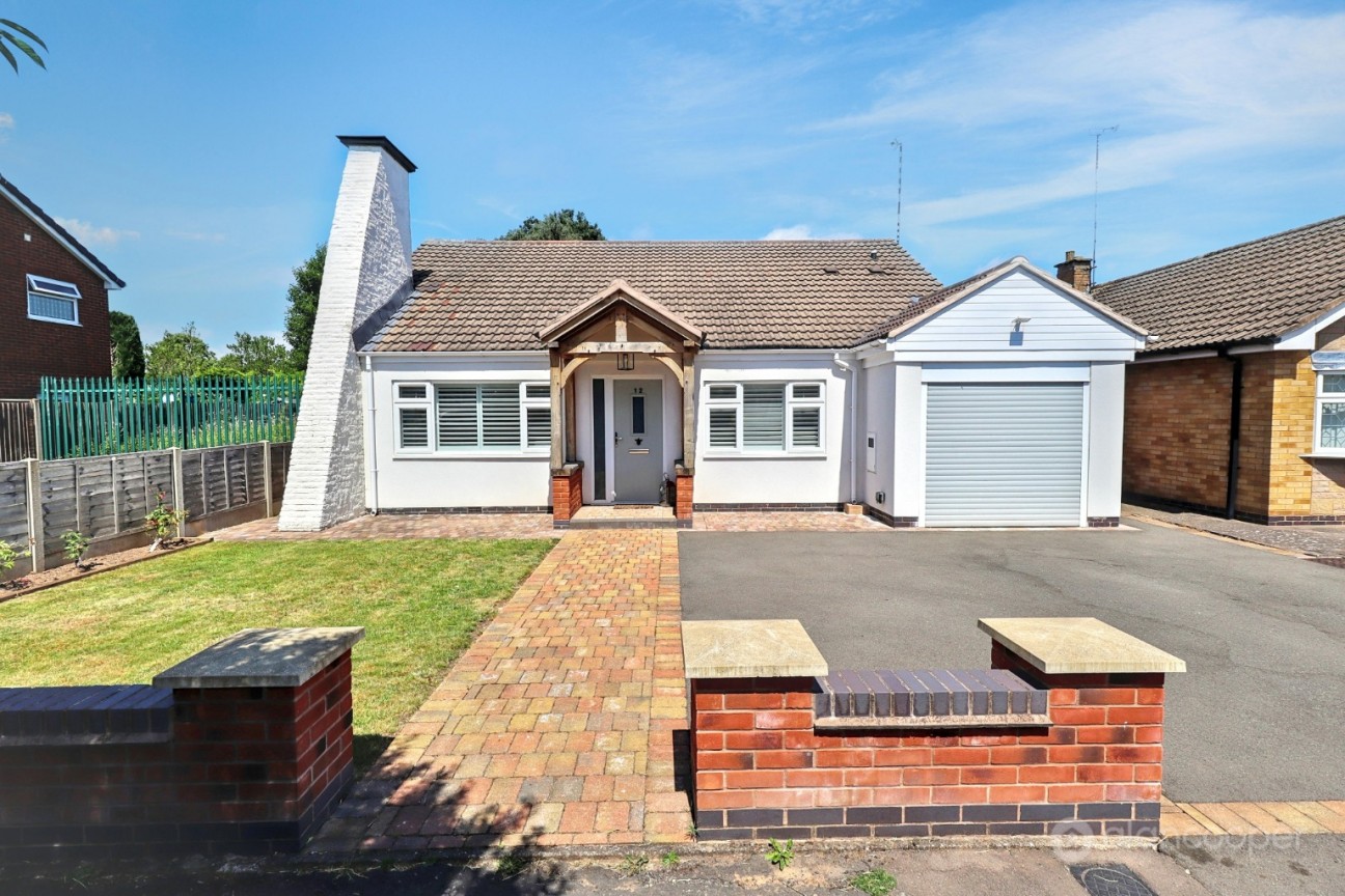 Ambleside Way, St Nicolas Park, Nuneaton, CV11 6AT