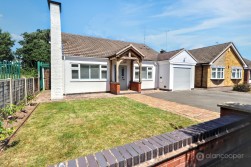 Ambleside Way, St Nicolas Park, Nuneaton, CV11 6AT