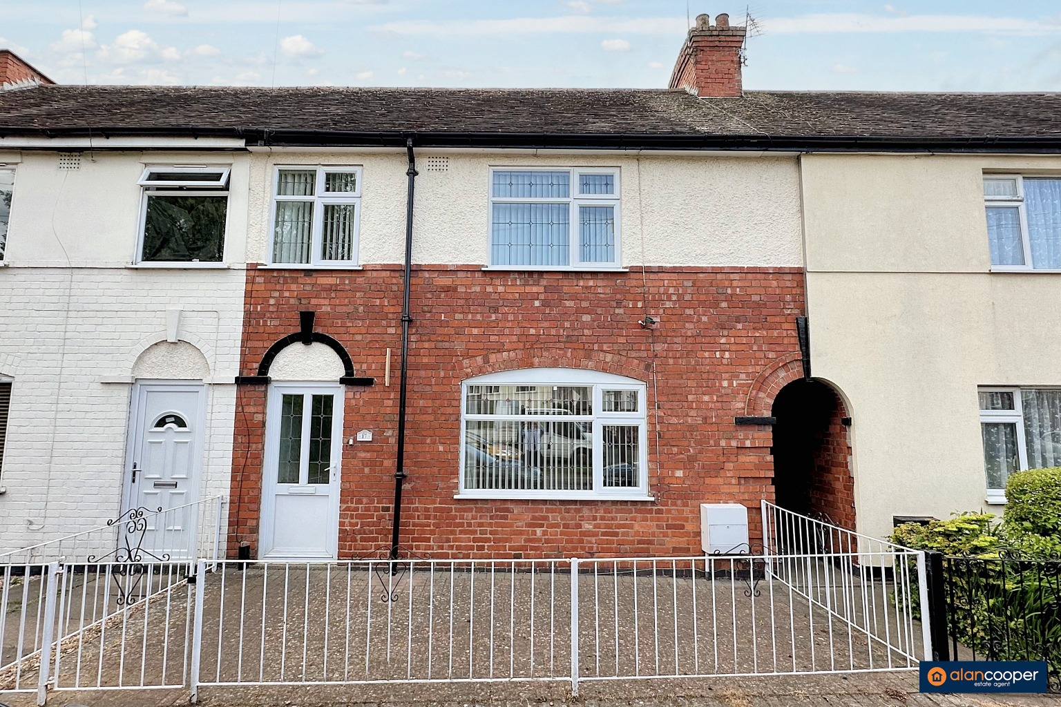 Springfield Road, Attleborough, Nuneaton, CV11 4PY