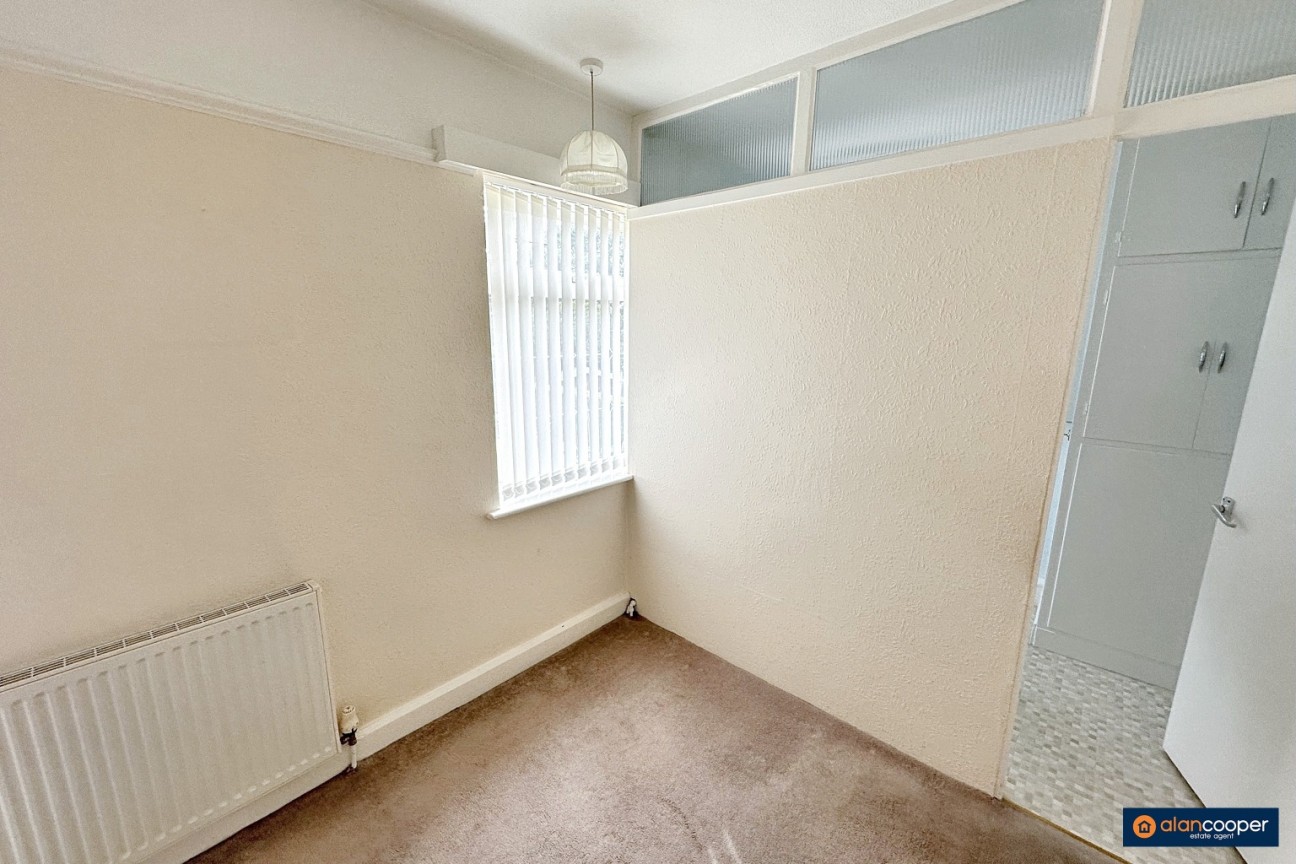 Springfield Road, Attleborough, Nuneaton, CV11 4PY