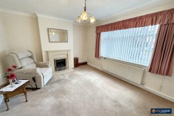 Springfield Road, Attleborough, Nuneaton, CV11 4PY