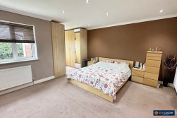 Langdale Drive, St Nicolas Park, Nuneaton, CV11 6EY