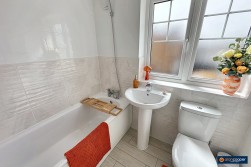 Springbrook Road, Royal Park, Nuneaton, CV11 6PA