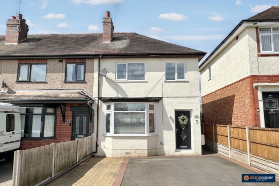 Hollystitches Road, Nuneaton, CV10 9QA