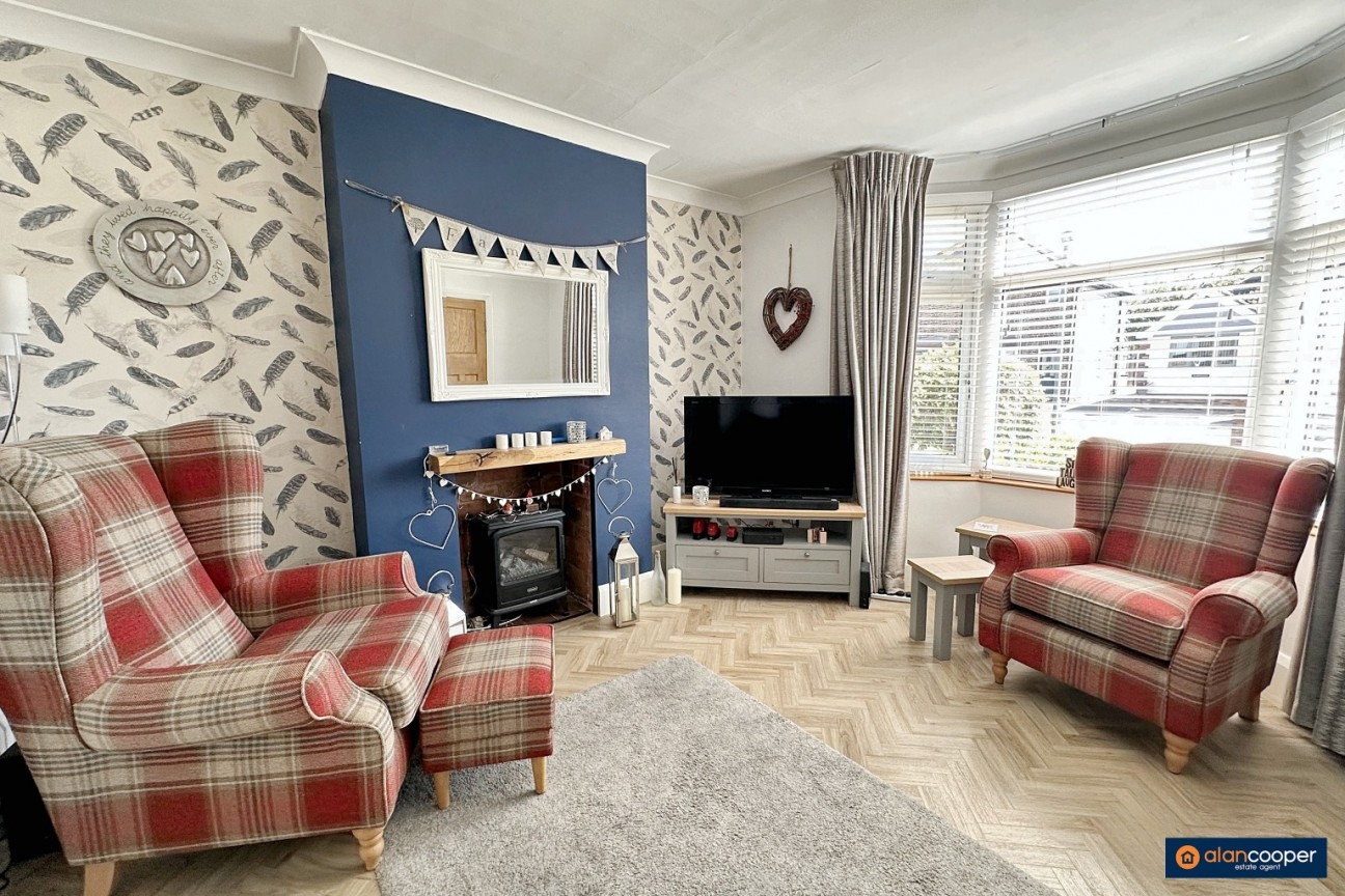 Barnacle Lane, Bulkington, CV12 9RJ