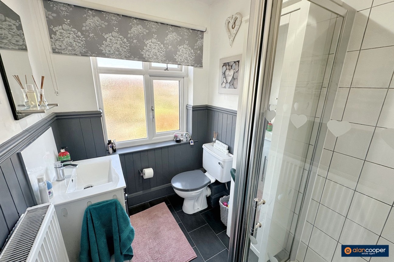 Barnacle Lane, Bulkington, CV12 9RJ