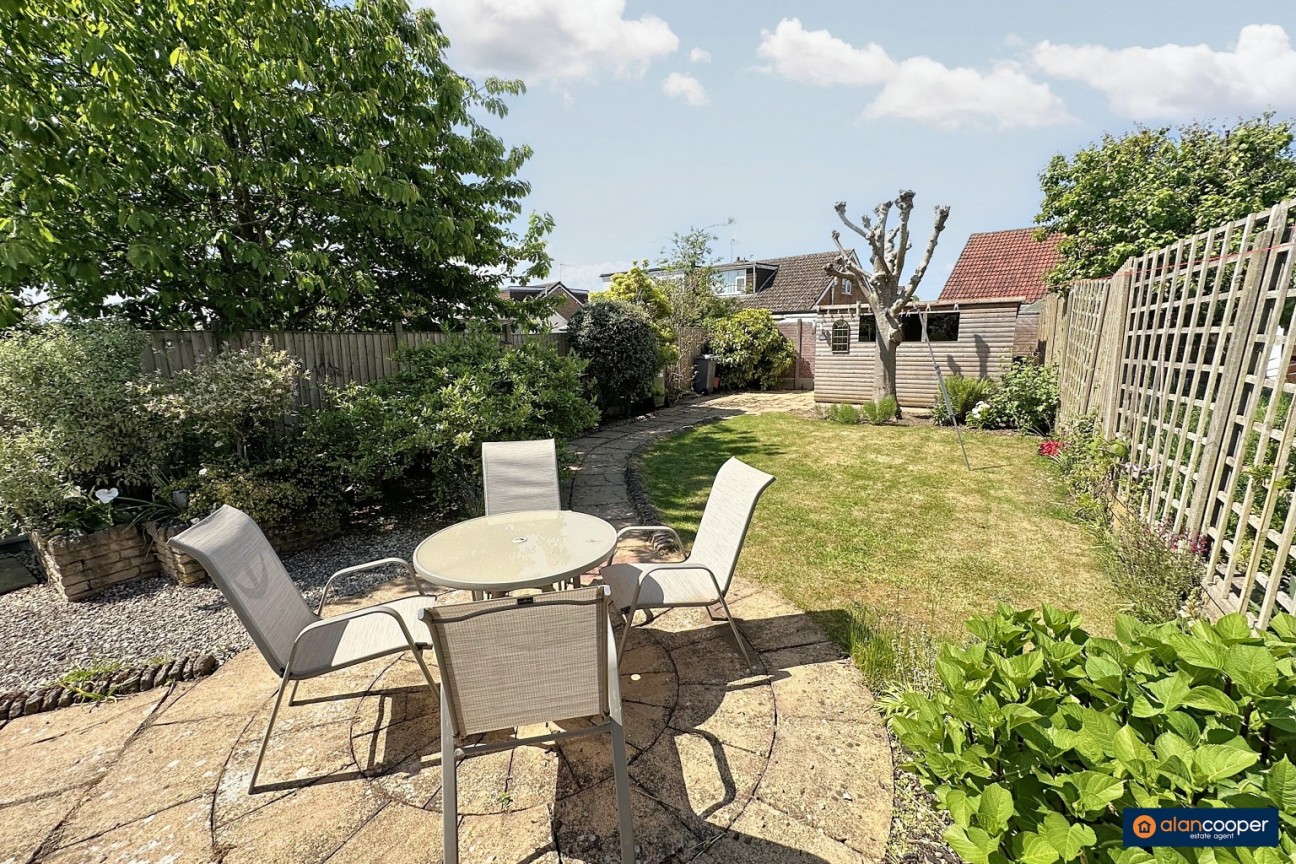 Barnacle Lane, Bulkington, CV12 9RJ