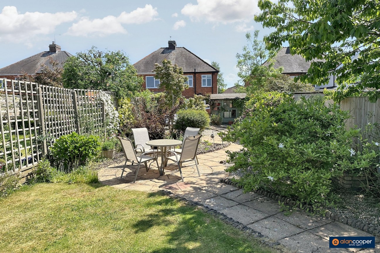 Barnacle Lane, Bulkington, CV12 9RJ