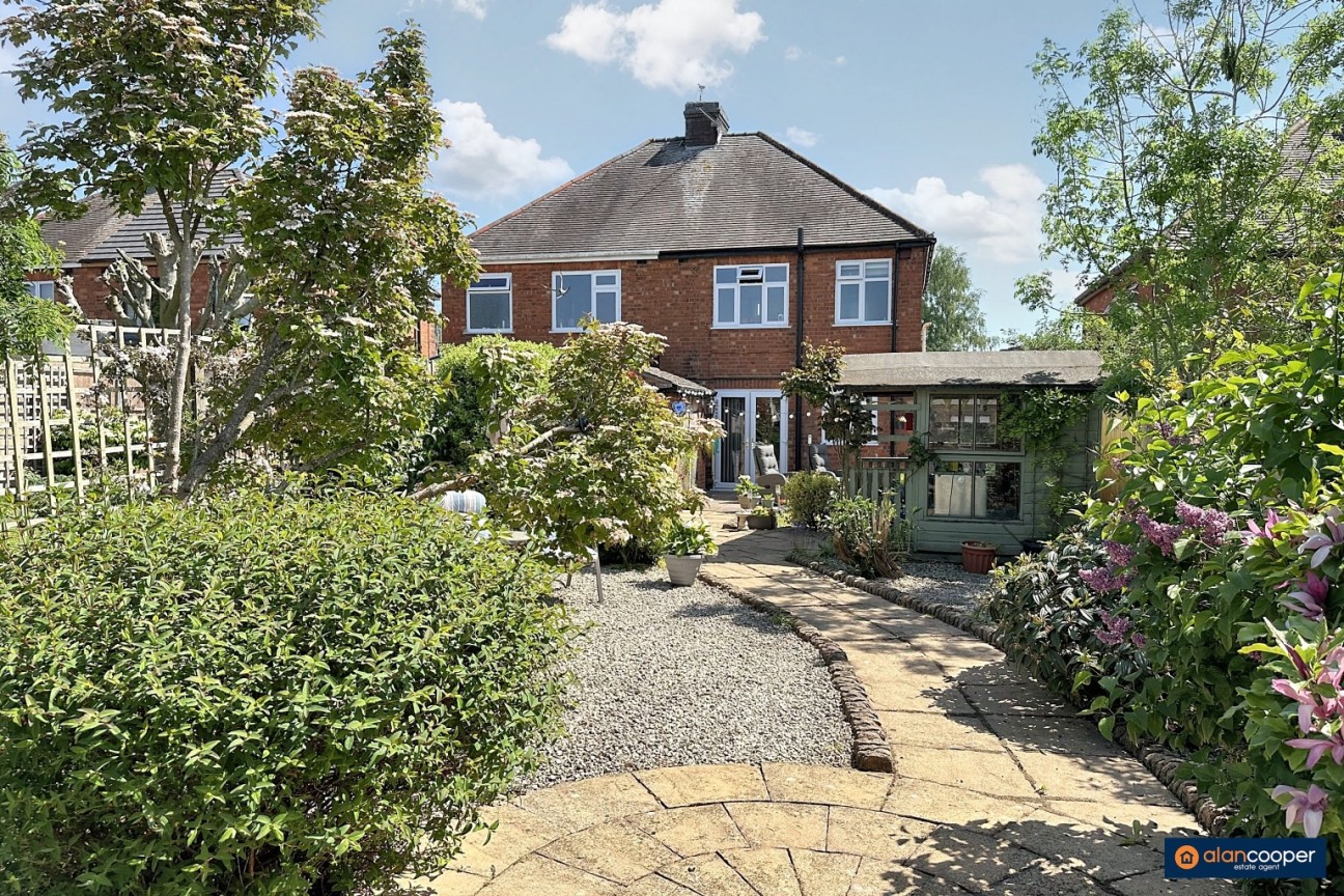 Barnacle Lane, Bulkington, CV12 9RJ