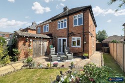 Barnacle Lane, Bulkington, CV12 9RJ
